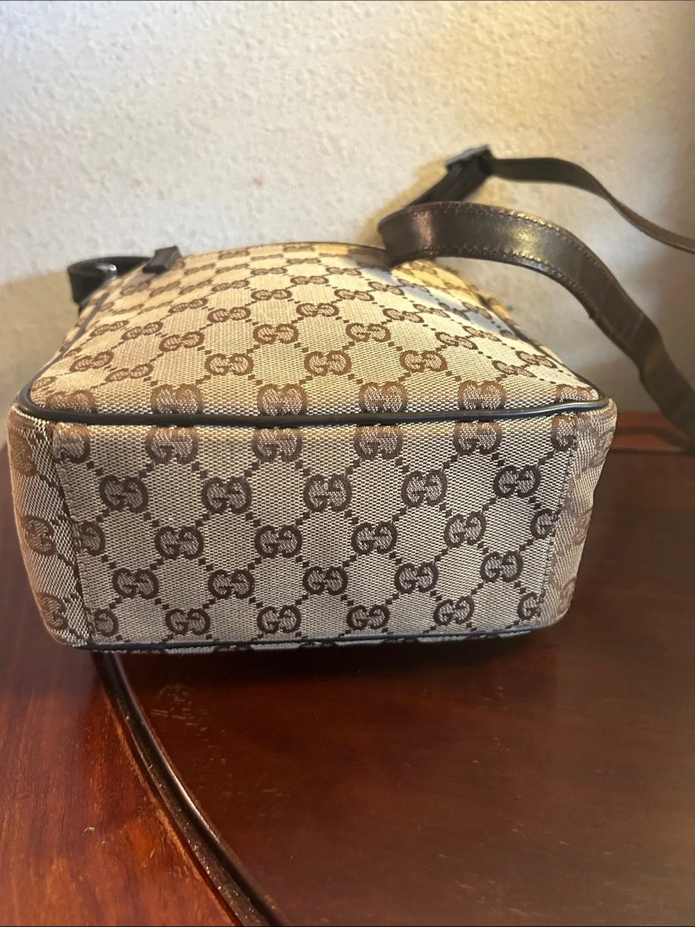 Gucci Beige/Brown Monogram Messenger Bag